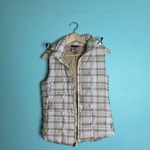 Patagonia M Neutral Plaid Quilted Goosedown
Hooded Puffer Vest